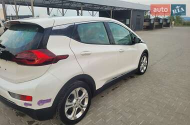 Хэтчбек Chevrolet Bolt EV 2019 в 