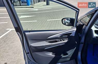 Хэтчбек Chevrolet Bolt EV 2016 в 