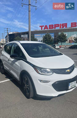 Хэтчбек Chevrolet Bolt EV 2017 в 