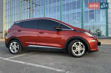 Хэтчбек Chevrolet Bolt EV 2021 в 