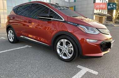 Хэтчбек Chevrolet Bolt EV 2021 в 