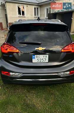 Хэтчбек Chevrolet Bolt EV 2017 в 