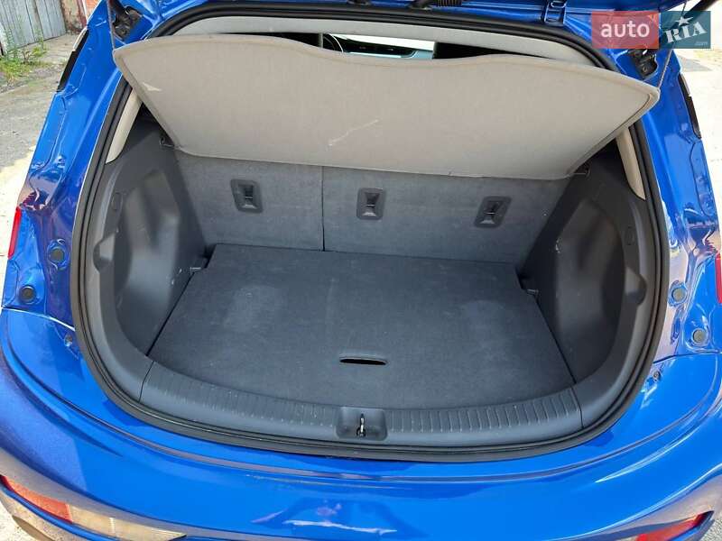 Хэтчбек Chevrolet Bolt EV 2018 в Нежине фото 24 Хэтчбек Chevrolet Bolt EV 2018 в Нежине