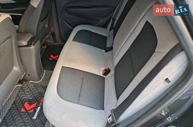 Хэтчбек Chevrolet Bolt EV 2017 в 