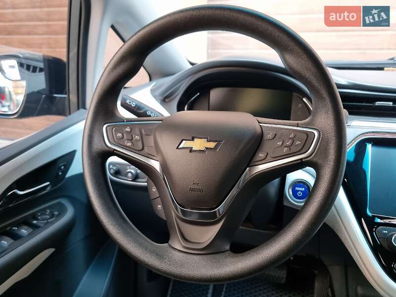 Хэтчбек Chevrolet Bolt EV 2017 в Виннице