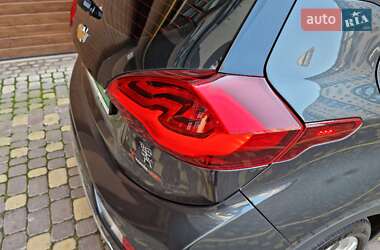 Хэтчбек Chevrolet Bolt EV 2017 в 