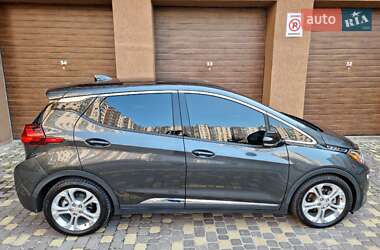 Хэтчбек Chevrolet Bolt EV 2017 в 