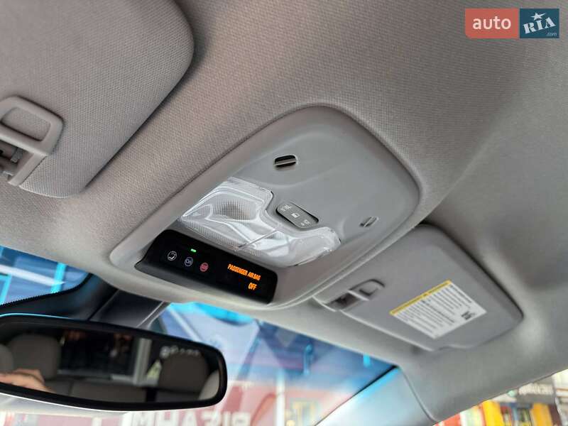 Хэтчбек Chevrolet Bolt EV 2019 в Львове