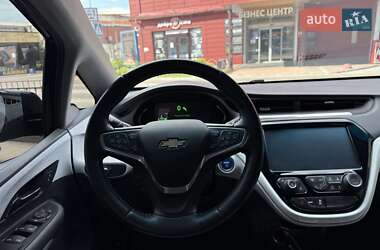 Хэтчбек Chevrolet Bolt EV 2019 в 