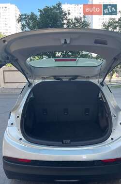 Хэтчбек Chevrolet Bolt EV 2023 в 