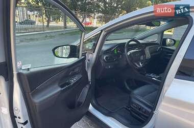 Хэтчбек Chevrolet Bolt EV 2023 в 