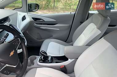 Хэтчбек Chevrolet Bolt EV 2020 в 