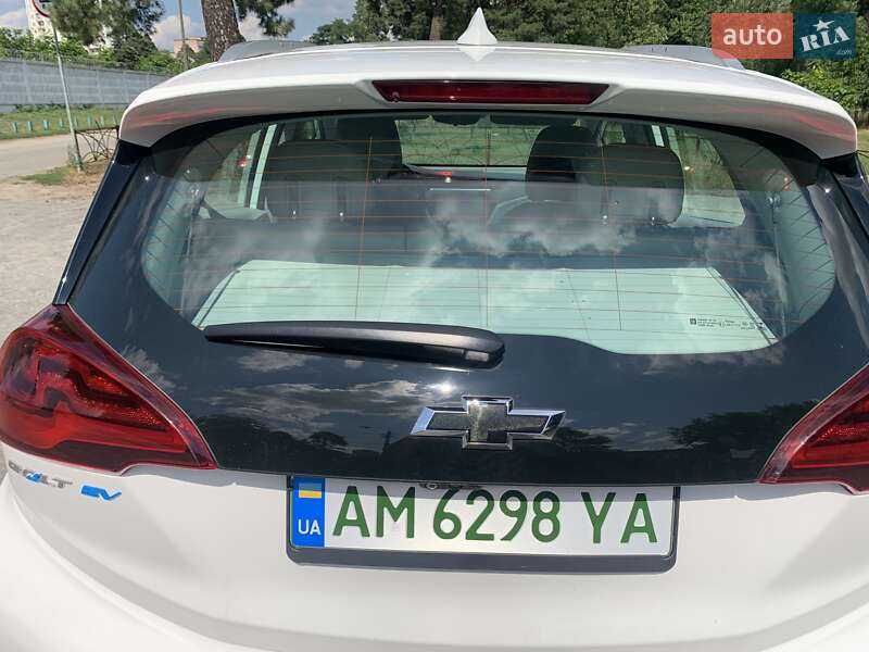 Хэтчбек Chevrolet Bolt EV 2020 в Киеве фото 17 Хэтчбек Chevrolet Bolt EV 2020 в Киеве