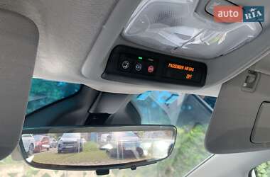 Хэтчбек Chevrolet Bolt EV 2020 в 