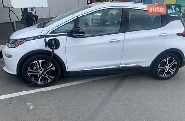 Хэтчбек Chevrolet Bolt EV 2020 в 