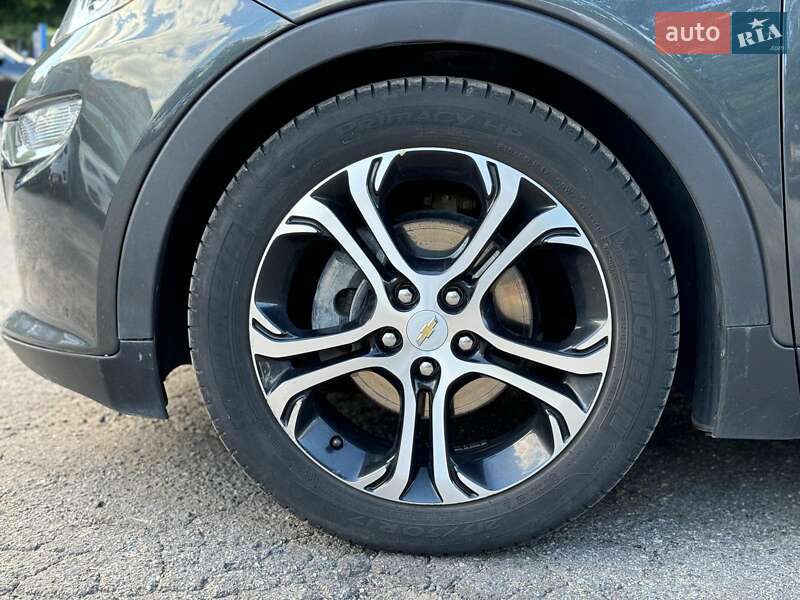 Хэтчбек Chevrolet Bolt EV 2017 в Виннице