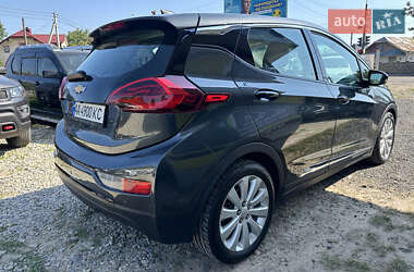 Хэтчбек Chevrolet Bolt EV 2017 в 