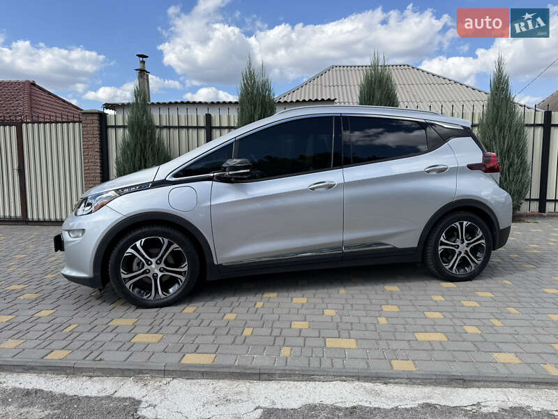 Хетчбек Chevrolet Bolt EV 2017 в Запоріжжі