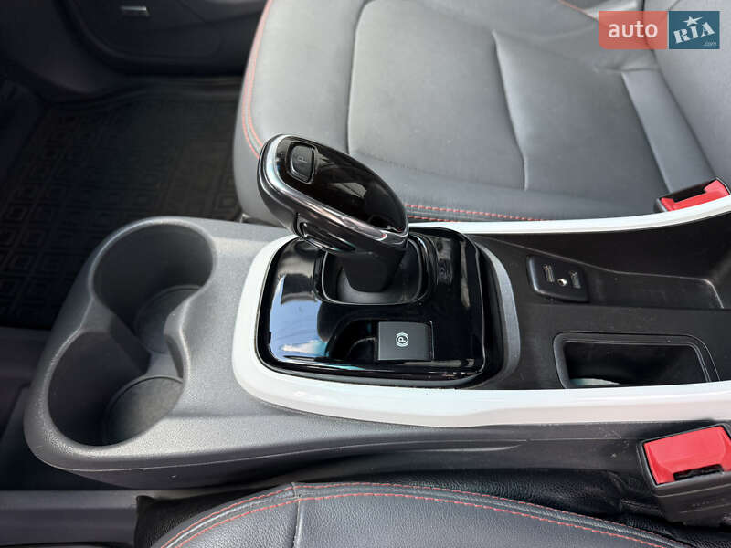 Хетчбек Chevrolet Bolt EV 2017 в Запоріжжі
