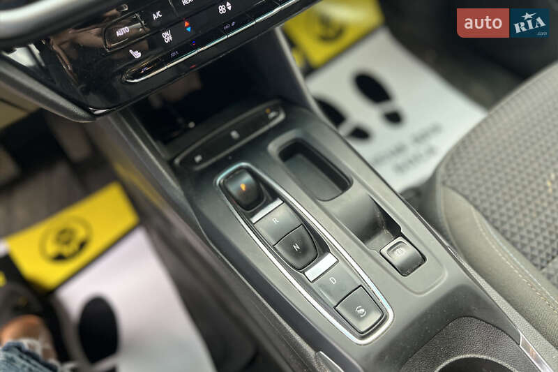 Хэтчбек Chevrolet Bolt EV 2022 в Мукачево