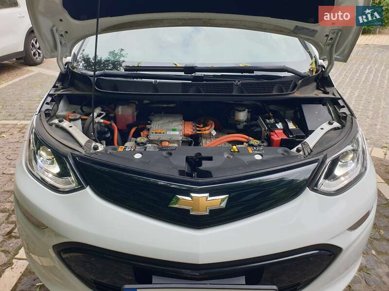 Хетчбек Chevrolet Bolt EV 2018 в Києві