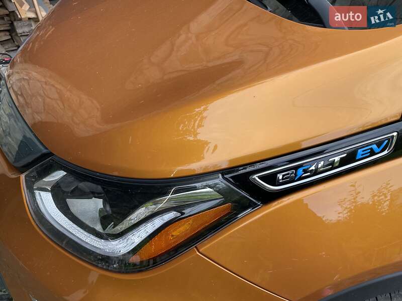 Хэтчбек Chevrolet Bolt EV 2017 в Львове фото 9 Хэтчбек Chevrolet Bolt EV 2017 в Львове