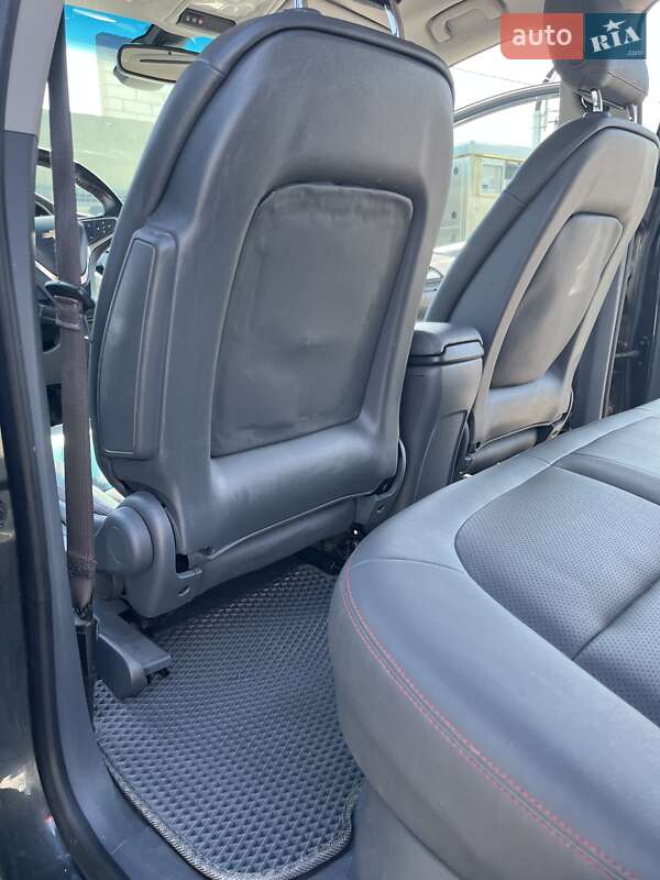 Хэтчбек Chevrolet Bolt EV 2017 в Киеве