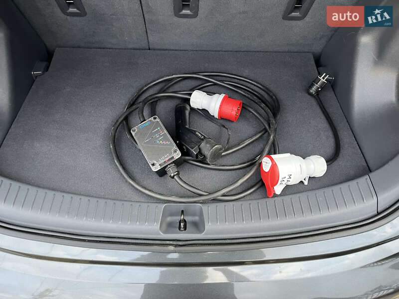 Хетчбек Chevrolet Bolt EV 2019 в Калуші