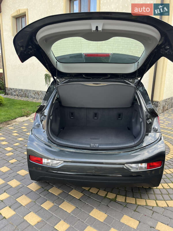 Хетчбек Chevrolet Bolt EV 2019 в Калуші