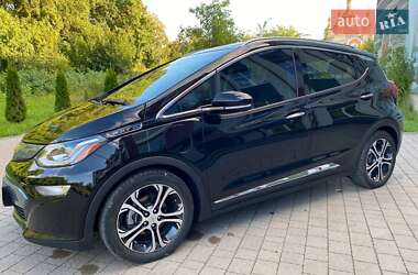 Хэтчбек Chevrolet Bolt EV 2019 в 