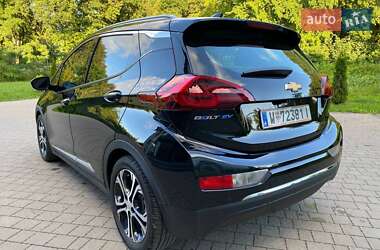 Хэтчбек Chevrolet Bolt EV 2019 в 
