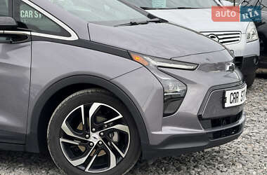 Хэтчбек Chevrolet Bolt EV 2021 в 