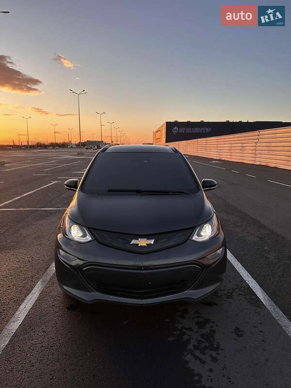Хетчбек Chevrolet Bolt EV 2016 в Львові фото 2 Хетчбек Chevrolet Bolt EV 2016 в Львові