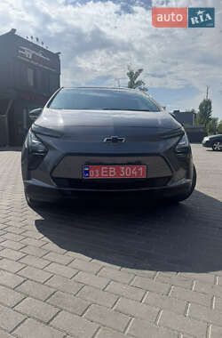 Хэтчбек Chevrolet Bolt EV 2023 в 