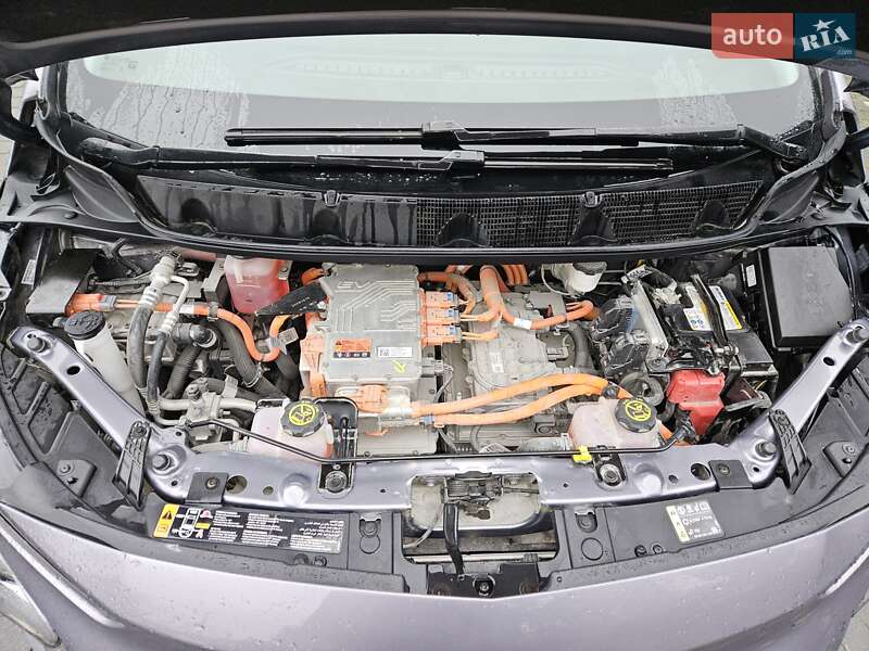 Хэтчбек Chevrolet Bolt EV 2023 в Львове