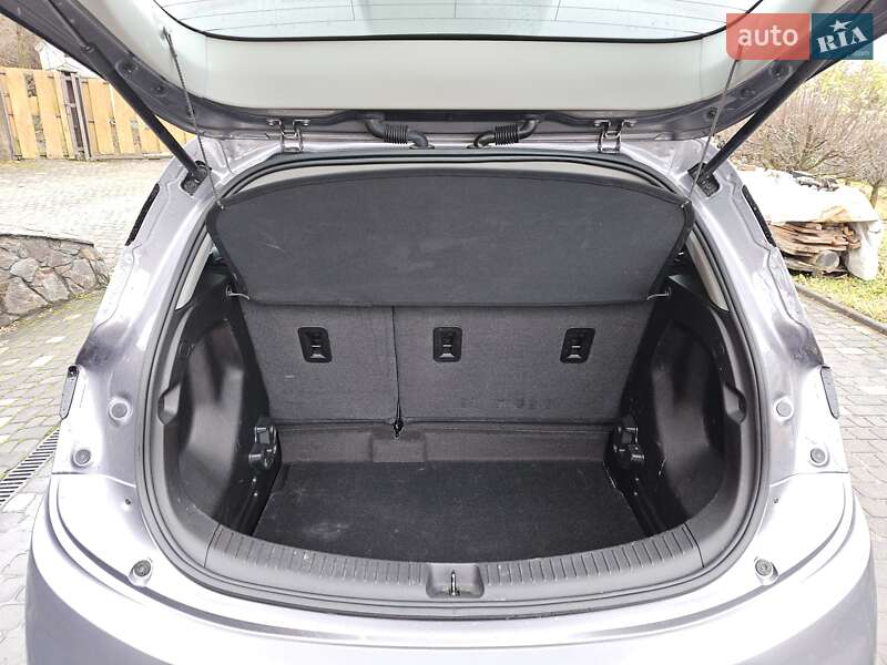 Хэтчбек Chevrolet Bolt EV 2023 в Львове