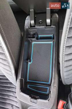 Хэтчбек Chevrolet Bolt EV 2023 в 