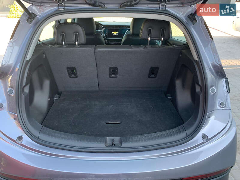 Хэтчбек Chevrolet Bolt EV 2023 в Тернополе фото 14 Хэтчбек Chevrolet Bolt EV 2023 в Тернополе