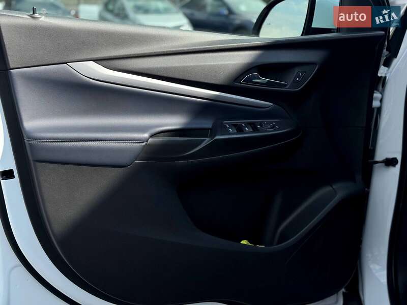 Хэтчбек Chevrolet Bolt EV 2021 в Ровно