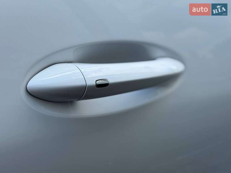 Хэтчбек Chevrolet Bolt EV 2021 в Ровно