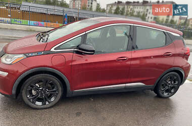 Хэтчбек Chevrolet Bolt EV 2017 в 