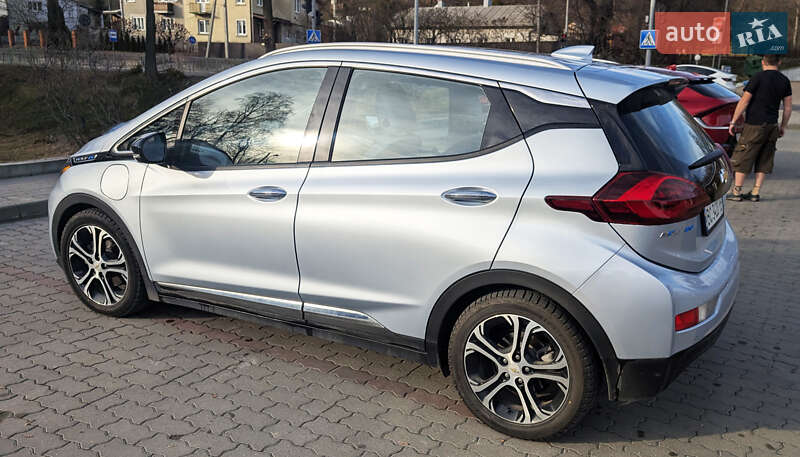 Хэтчбек Chevrolet Bolt EV 2017 в Львове