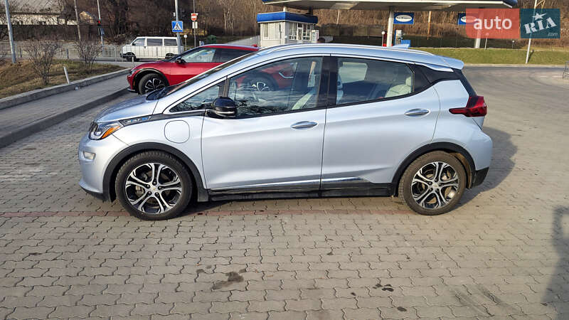Хэтчбек Chevrolet Bolt EV 2017 в Львове