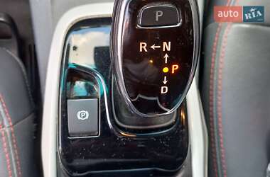 Хэтчбек Chevrolet Bolt EV 2017 в 