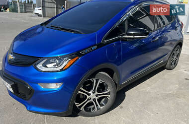 Хэтчбек Chevrolet Bolt EV 2021 в 