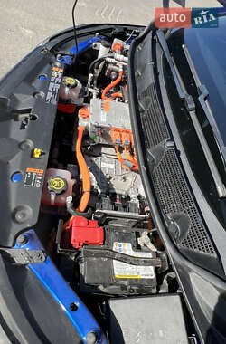 Хэтчбек Chevrolet Bolt EV 2021 в 