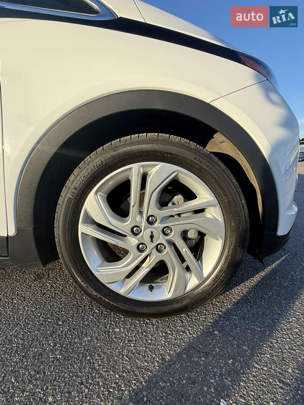 Хетчбек Chevrolet Bolt EV 2023 в Харкові