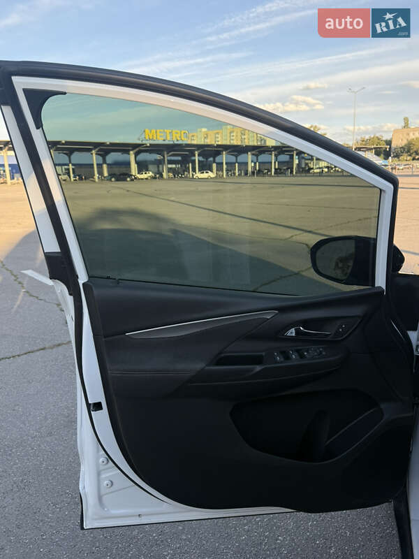 Хетчбек Chevrolet Bolt EV 2023 в Харкові