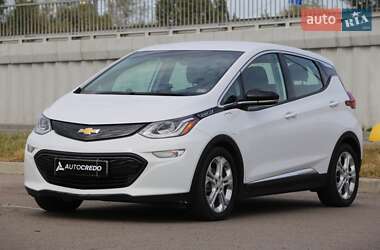 Хэтчбек Chevrolet Bolt EV 2020 в 