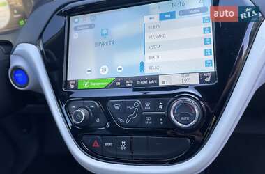 Хетчбек Chevrolet Bolt EV 2017 в 